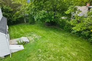 111 Miller Rd, Southampton, NY 11968 - Photo 37