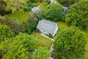 111 Miller Rd, Southampton, NY 11968 - Photo 31