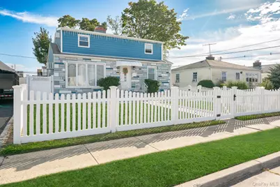 11 Overton Street, Freeport, NY 11520 - Photo 3