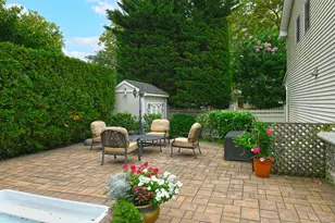 12 Pine Hollow Ln, Greenlawn, NY 11740 - Photo 23