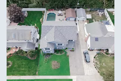 80 Fairview Avenue, East Meadow, NY 11554 - Photo 33