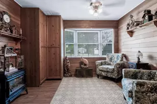 80 Fairview Ave, East Meadow, NY 11554 - Photo 11