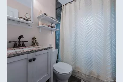 80 Fairview Avenue, East Meadow, NY 11554 - Photo 21