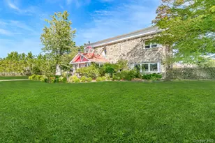 28 Riverside Ave, Amityville, NY 11701 - Photo 31