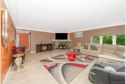 28 Riverside Avenue, Amityville, NY 11701 - Photo 13