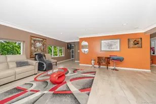 28 Riverside Ave, Amityville, NY 11701 - Photo 9