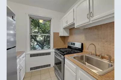 764 Palmer Road #1B, Bronxville, NY 10708 - Photo 11