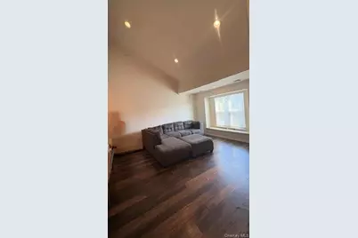 164 Ashley Ct, Central Islip, NY 11722 - Photo 5