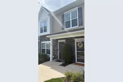 164 Ashley Ct, Central Islip, NY 11722 - Photo 3