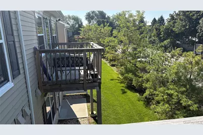 164 Ashley Ct, Central Islip, NY 11722 - Photo 23