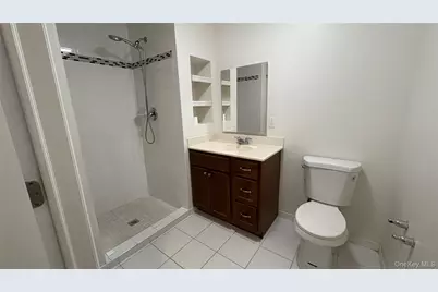 164 Ashley Ct, Central Islip, NY 11722 - Photo 11