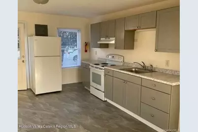 254 Partition Street #252, Saugerties, NY 12477 - Photo 5