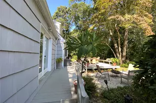 1420 Laurelwood Dr, Laurel, NY 11948 - Photo 17