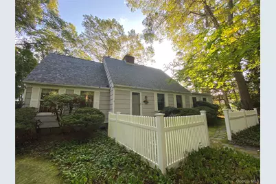 1420 Laurelwood Drive, Laurel, NY 11948 - Photo 3