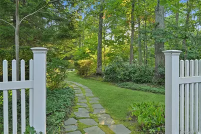 1420 Laurelwood Drive, Laurel, NY 11948 - Photo 5