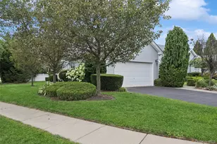 103 Rivendell Ct, Melville, NY 11747 - Photo 45