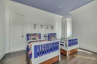 19 Dune Road Road, East Quogue, NY 11942 - Photo 15