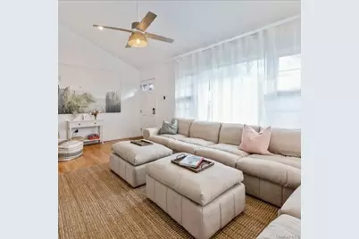 1 Dogwood, Sag Harbor, NY 11963 - Photo 5