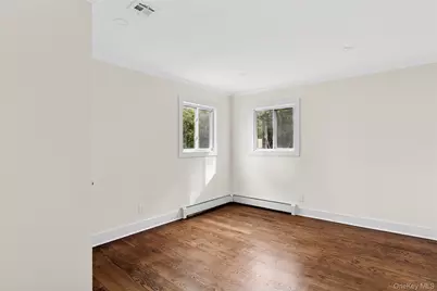 21A Neulist Avenue, Port Washington, NY 11050 - Photo 13