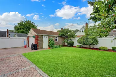 8344 247th Street, Bellerose, NY 11426 - Photo 27