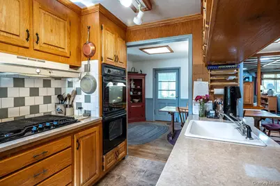 53 Tyrrel Road, Pleasant Valley, NY 12569 - Photo 17