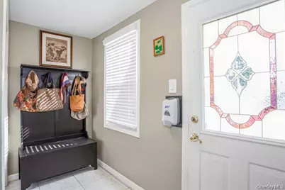 29 Robert Street, Patchogue, NY 11772 - Photo 13