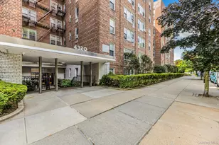 4320 Van Cortlandt Park E, Bronx, NY 10470 - Photo 3