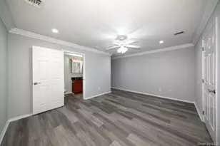 138 Overlook Dr, Farmingville, NY 11738 - Photo 15