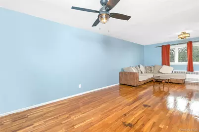 584 Yale Street, Oceanside, NY 11572 - Photo 7