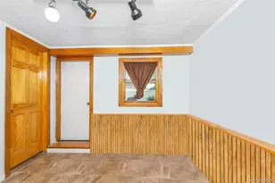 584 Yale St, Oceanside, NY 11572 - Photo 17