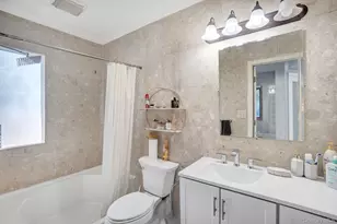 9 Pine Ln, Valley Stream, NY 11581 - Photo 29