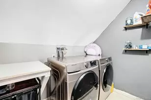 9 Pine Ln, Valley Stream, NY 11581 - Photo 39