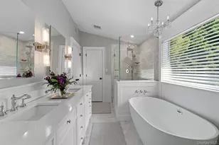 10 Hollise Ct, Centerport, NY 11721 - Photo 27