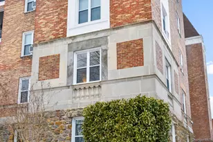 910 Stuart Ave, Mamaroneck, NY 10543 - Photo 33