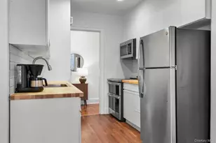 910 Stuart Ave, Mamaroneck, NY 10543 - Photo 9