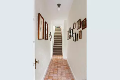 2536 Lurting Avenue, Bronx, NY 10469 - Photo 11