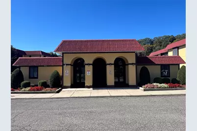 2 Granada Crescent #8, White Plains, NY 10603 - Photo 5