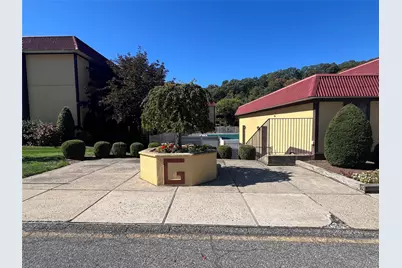 2 Granada Crescent #8, White Plains, NY 10603 - Photo 7