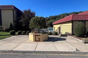 2 Granada Crescent, White Plains, NY 10603 - Photo 7