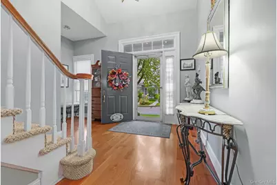 26 Club Court, Pleasantville, NY 10570 - Photo 3