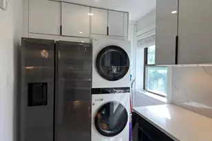 137-07 68th Dr, Flushing, NY 11367 - Photo 5