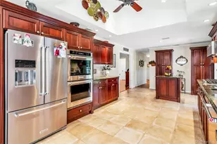 68 Churchill Ln, Smithtown, NY 11787 - Photo 7