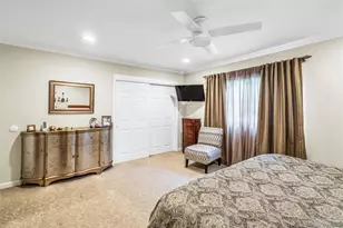 68 Churchill Ln, Smithtown, NY 11787 - Photo 15