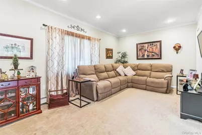 68 Churchill Lane, Smithtown, NY 11787 - Photo 11