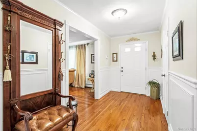 68 Churchill Lane, Smithtown, NY 11787 - Photo 3