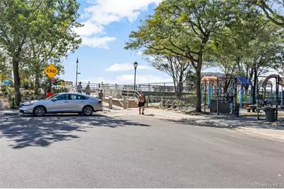 3111 Brighton 1st Place #6I, Brooklyn, NY 11235 - Photo 21