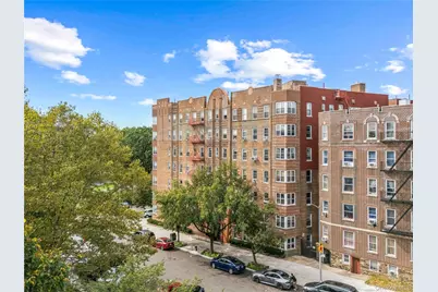 601 Pelham Parkway North #305, Bronx, NY 10467 - Photo 3