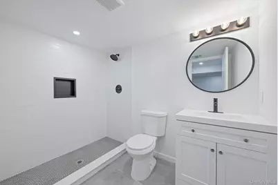 18 Oakdale Place, Massapequa Park, NY 11762 - Photo 35