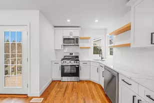 18 Oakdale Pl, Massapequa Park, NY 11762 - Photo 27