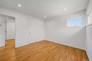 18 Oakdale Pl, Massapequa Park, NY 11762 - Photo 21